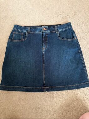 Faded Glory Dark Blue Denim Skirt - Women's A-Line